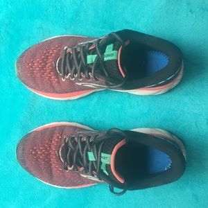 Brooks Ghost 11 Size 8 (Womens)